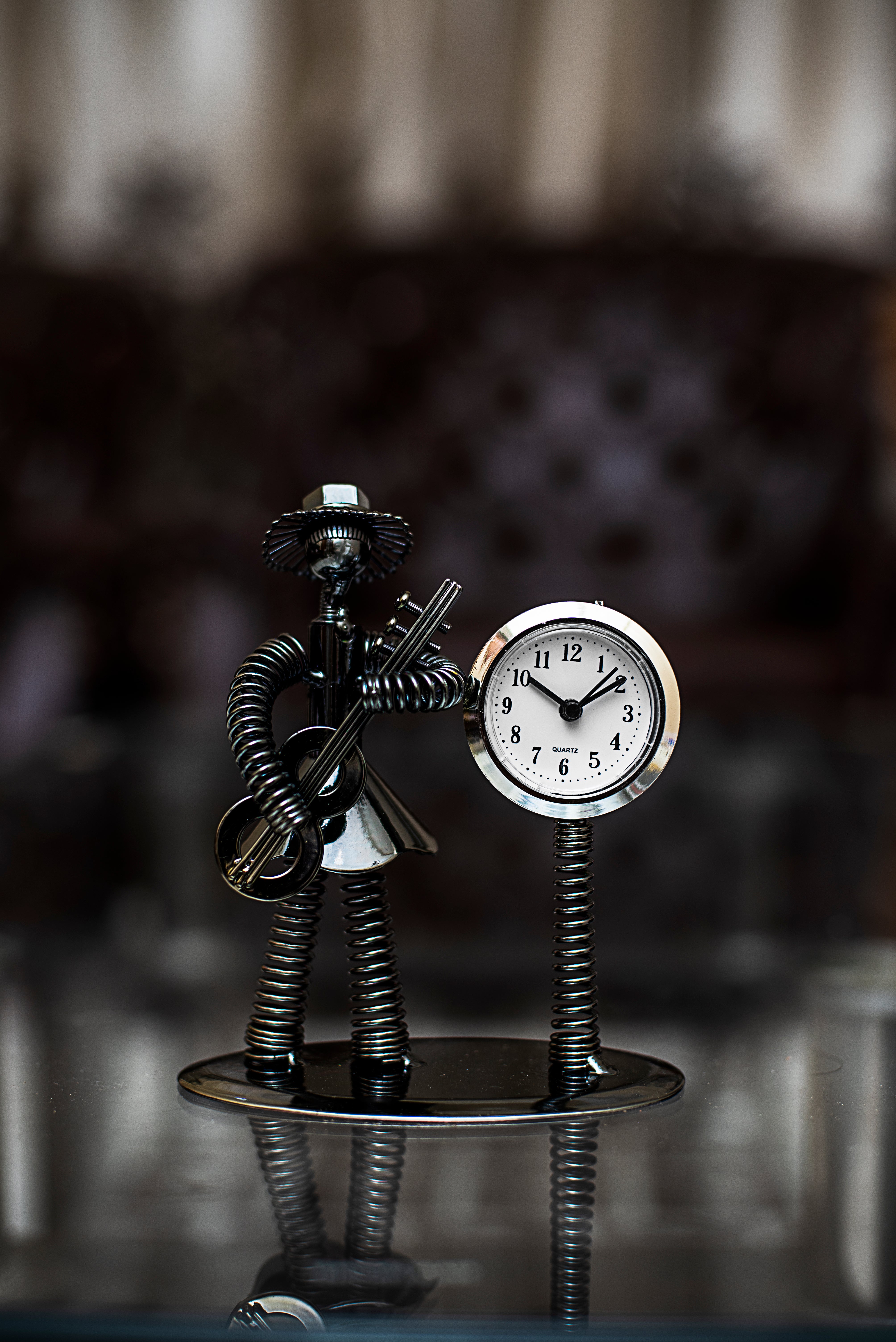 Singing Man Timepiece